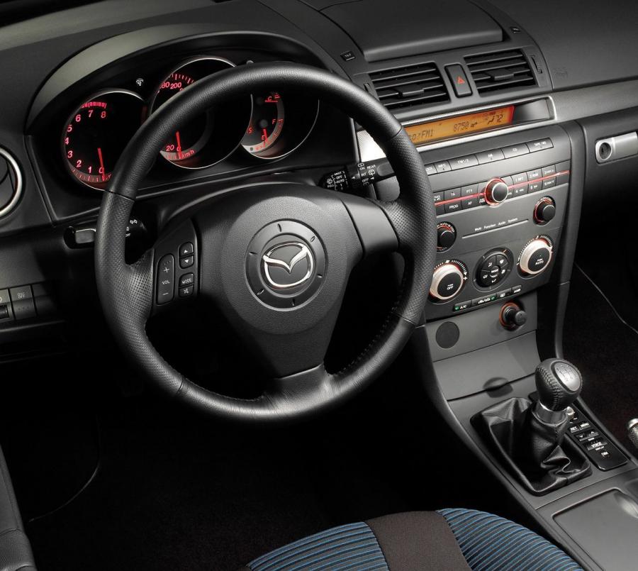  Mazda3 2003 года  (фото 115 из 142)